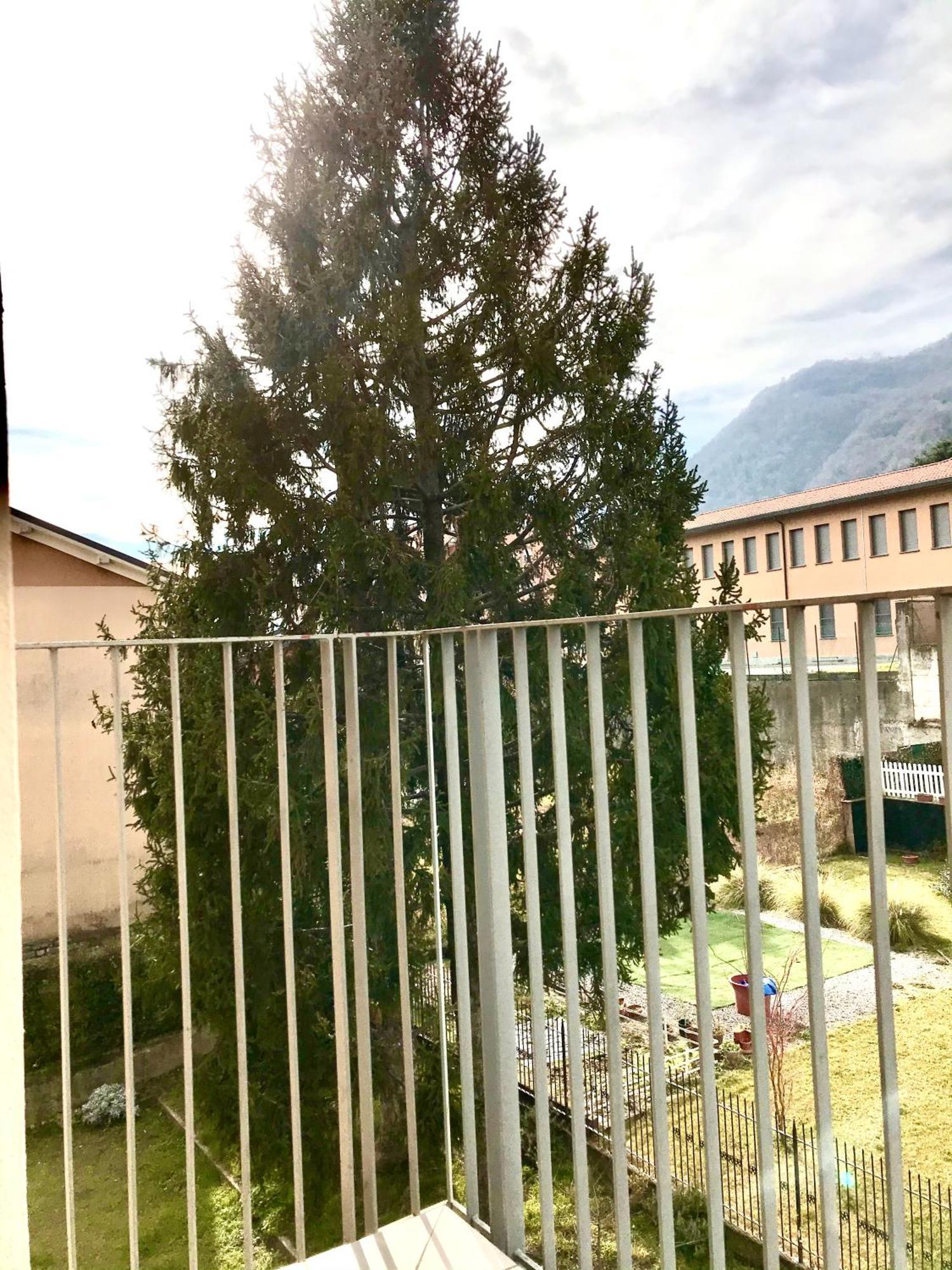 Iuli Lake Home Tra Lago E Montagna Olginate Exterior photo